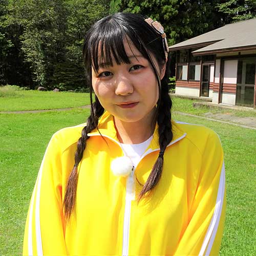 楠井まりか