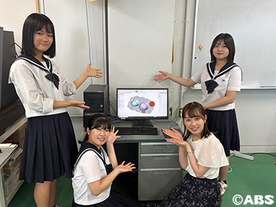 秋田工業高等学校 メカクラブ特別活動班・渡辺りささん、石川凛さん、森本和奏さん