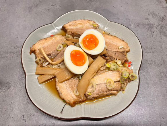 眞んまる食堂