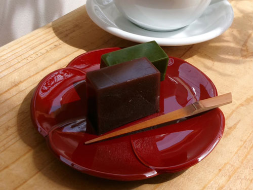 MATCHA STAND Sloam