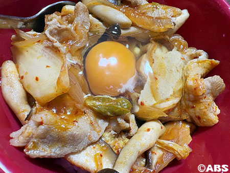 豚キムチ丼