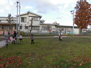 公園でだるまさんがころんだ