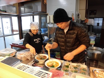調理中