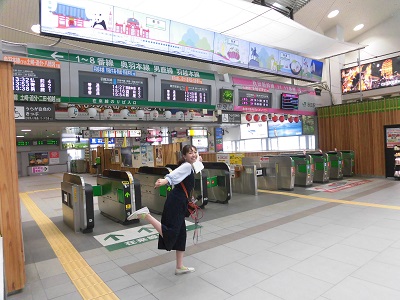 秋田駅でテーマ「傘」を聞く！