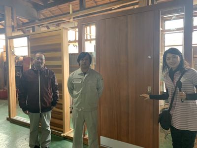 オーダーメードの木製ドア製作「コシヤマ」