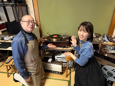 鮎川駅前で「レコード」と「お抹茶」はいかが？